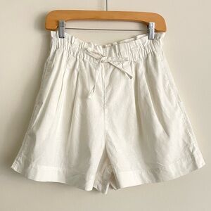 UNIQLO Linen Cotton Paperbag High Rise Relaxed Shorts Cream